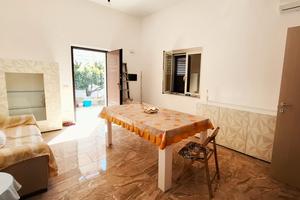 Nuovo, arredato e a 5 minuti dal mare a piede