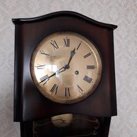 Orologio da parete a pendolo in noce