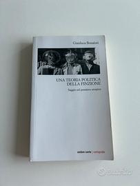 Una teoria politica della finzione