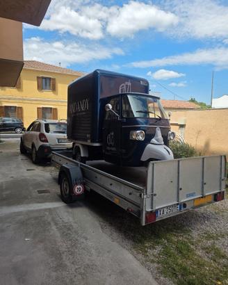 Trasporto auto e mezzi agricoli con carrello