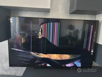 Smart tv LG 65 pollici con schermo rotto