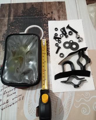 custodia cellulare per moto