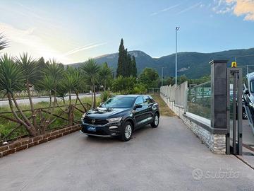 VOLKSWAGEN - T-Roc - 1.6 TDI SCR Advanced BlueMot.