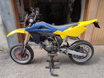 Moto Husqvuarna 125