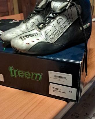 Scarpe e Tuta