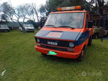 Carroattrezzi Patente B Daily uso speciale