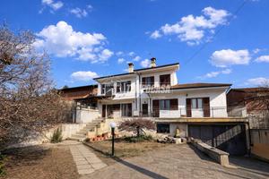 ESCLUSIVA VILLA INDIPENDENTE CON GIARDINO PRIVATO