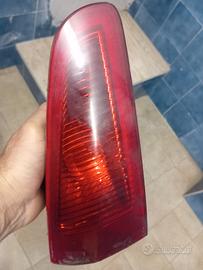 paraurti posteriore fanale posteriore alfa 147 / 