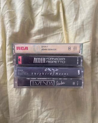 4 audiocassette