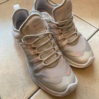 Nike Air Max Axis