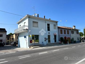 NEGOZIO A RIMINI