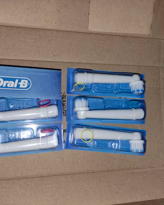 Testine oral b ultra thin  per gengive delicate