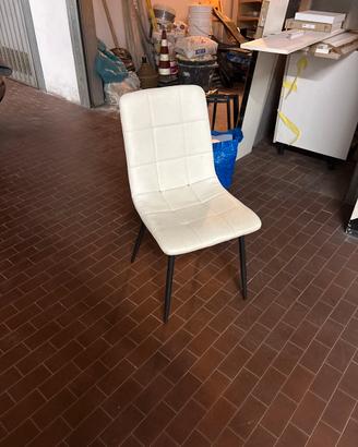 Set 4 sedie modello Monaco Mondo Convenienza