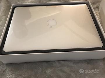 MacBook Air 500HD 8GB RAM