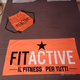 fitactive Set asciugamano e sacca nuovi 