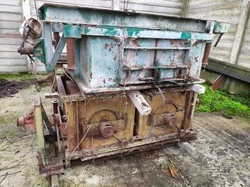 Stampo meccanico pozzetto in calcestruzzo