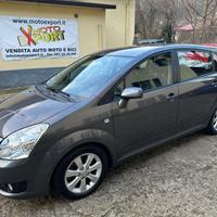 Toyota Corolla Verso 2.2 16V D-4D DPF Sol