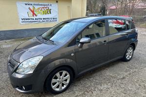Toyota Corolla Verso 2.2 16V D-4D DPF Sol