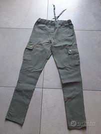 pantaloni cargo verdi militare