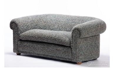 DIVANO CHESTER VINTAGE RITAPPEZZATO