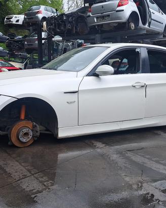 BMW 320D 2006 SOLO PER RICAMBI