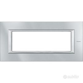 Placca BTicino Axolute 6 posti HA4806HC - SILVER