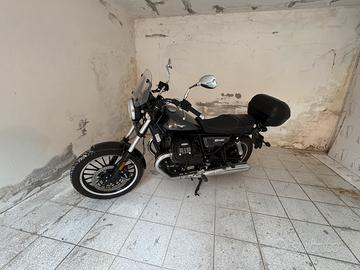 Moto Guzzi V9 Roamer / solo 5000km!