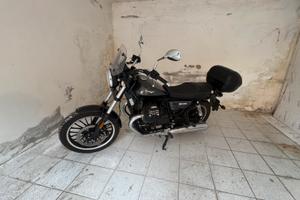 Moto Guzzi V9 Roamer / solo 5000km!