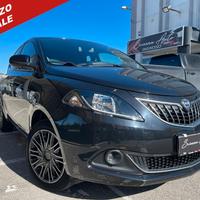 Lancia Ypsilon 1.0 FireFly 5 porte S&S Hybrid Gold