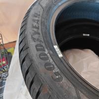 Pneumatici Goodyear 4 stagioni nuovi