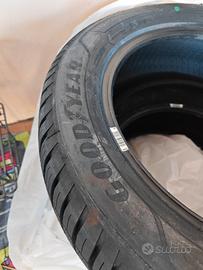 Pneumatici Goodyear 4 stagioni nuovi