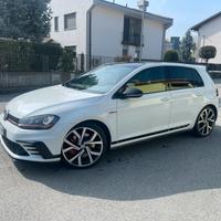 Volkswagen GOLF 7 GTI CLUBSPORT