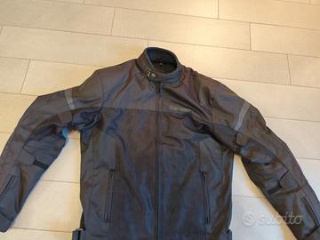Giacca moto estiva nera con sottogiubbotto leggero