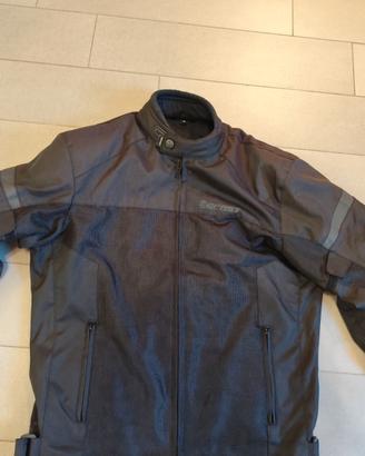 Giacca moto estiva nera con sottogiubbotto leggero