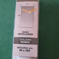 tenda oscuranti a rullo per finestre 