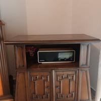 Mobiletto porta telefono/TV