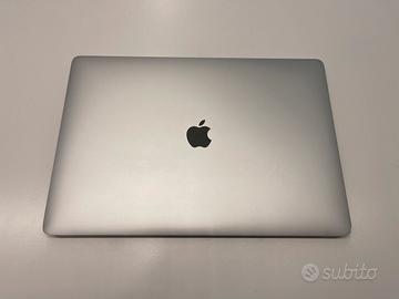 MacBook Pro 15” 2017 i7 3.1GHz – 16GB RAM - 1 TBHD