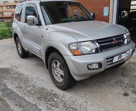 MITSUBISHI Pajero 3.2 16V DI-D 3p. GLX