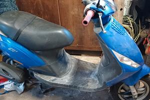 zip piaggio