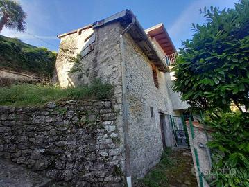 Rustico / Casale di 34 m² a Lezzeno