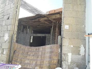 RUDERE IN FORIO fraz. PANZA