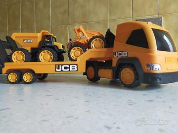 Bisarca con mezzi da cantiere