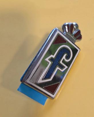 Fregio pininfarina per Peugeot 