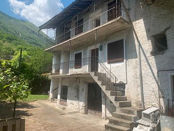 Casale da ristrutturare
