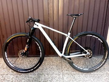 29 TREK tg 18.5  ruote carbon o alluminio procalib