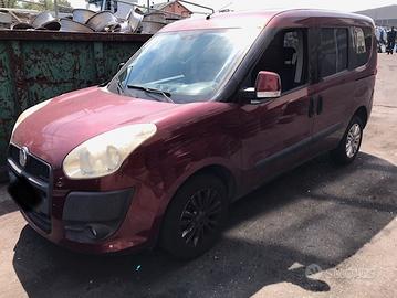 Fiat doblo' 2011