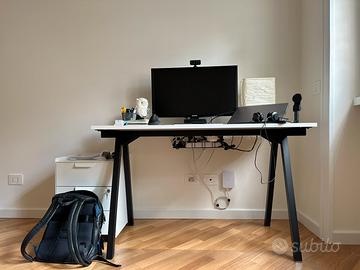 Scrivania IKEA Trotten 120x70 bianco/antracite