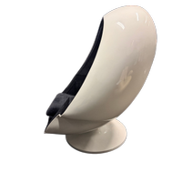 poltrona uovo con speaker