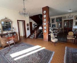 Genneruxi villa indipendente ampie metrature
