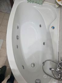 Vasca idromassaggio 